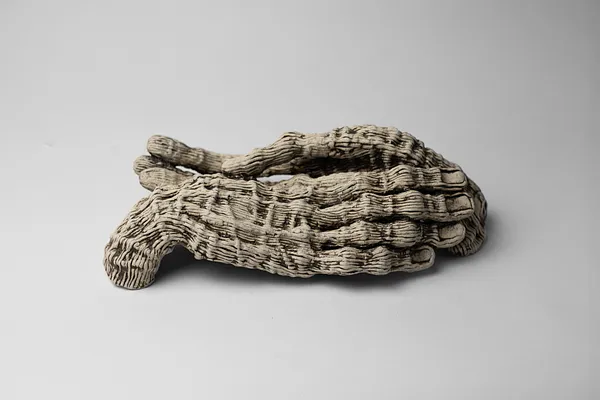 Зображення "Calm 2" від Людмила Давиденко, розмір: 34х16х11, медіум: Скульптура, серія: Голова, ціна: €700 Фото 2 з 4.